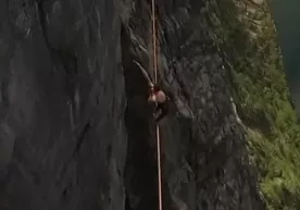 Dorboz 900 metr balandlikdagi arqondan yiqildi (video) фото