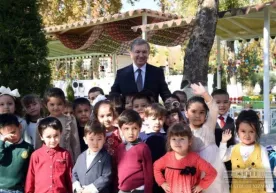 Prezident bog‘cha tarbiyalanuvchilariga sovg‘alar berdi (foto) фото