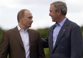 Jorj Bush shaxsiy uchrashuvda Putin uni qanday ranjitganini esladi фото