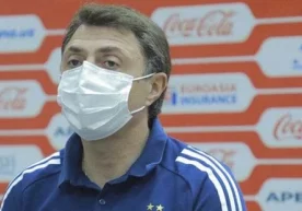 Шота Арвеладзе: Бу ерда ўйнаш ҳамиша қийин фото