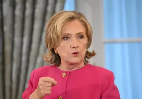 Hillari Klinton NATO kengayishi Putin siyosatining natijasi ekanini aytdi фото
