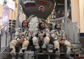 Халқаро коинот станциясидан уч фазогир Ерга қайтди фото
