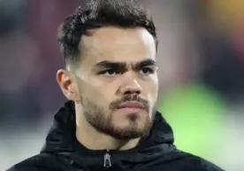 Oston Urunov sakatlandı: İran medyası Özbek futbolcuyu sert eleştirdi фото