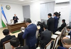 Prezident: Maktablarda ta’lim sifati past, 11 yil o‘qitib bitta xorijiy tilni o‘rtaga olmaydi фото
