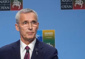 Йенс Столтенберг: “Украина ҳарбийлар етишмовчилиги муаммосини ўзи ҳал қилиши керак” фото
