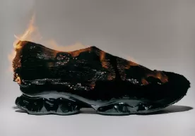 Yonayotgan krossovka: Amerikaning Asics brendi noodatiy poyabzalni taqdim etdi фото