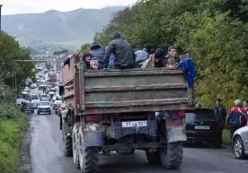 Tog‘li Qorabog‘dan Armanistonga 100 mingdan ortiq qochqin ko‘chib o‘tdi фото