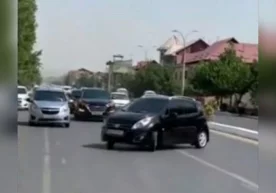 Андижонда хавфли манёврлар қилган Spark автомобили жарима майдончасига қўйилди фото