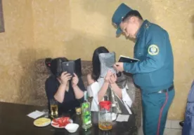 Samarqand tungi klublarida o‘tkazilgan reydlar davomida voyaga yetmagan qizlar ushlandi фото