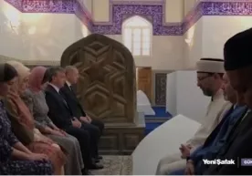 Erdo‘g‘an Mir Arab madrasasida Qur’oni karimning «Infitor» surasini tilovat qildi (video) фото