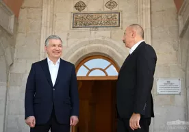 Ўзбекистон президенти Шуша шаҳрида бўлди (фото) фото