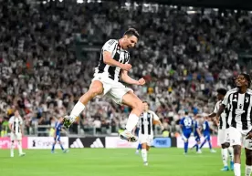 Juventus'un yetenekli defans oyuncusu Manchester City'ye gidebilir фото
