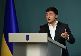 Zelenskiy so‘z erkinligini cheklayotganlikda ayblandi фото