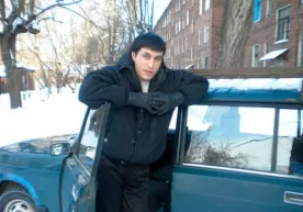 Блогер Отабек Нуритдиновга чиқарилган маъмурий қамоқ жазоси ўзгаришсиз қолдирилди фото