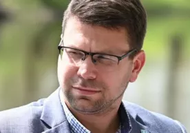 Белгороднинг собиқ мэри Ўзбекистонга учиб кетмоқчи бўлган вақтида қўлга олинди фото