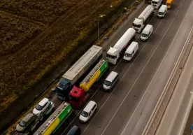 Polsha fermerlari Ukraina bilan chegaradagi o‘tkazish punktini yana to‘sib qo‘ydi фото