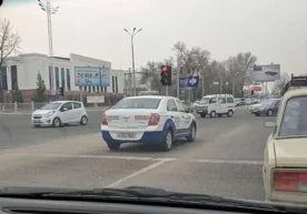“Автотест” автомактаби ҳайдовчиси яна қоидани бузди фото
