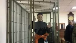 Қирғизистон МХДҚ собиқ раҳбари Мурат Суталинов озодликка чиқди фото