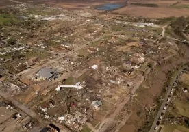 AQSH markaziy va janubiy shtatlarida kuchli tornado: Tramp xalqni ibodatga chaqirdi фото