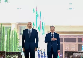 Кўксаройда Илҳом Алиевни расмий кутиб олиш маросими бўлиб ўтди фото