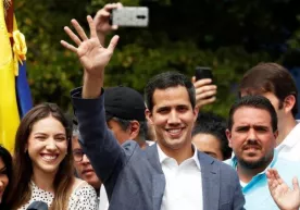 Venesuela armiyasi polkovnigi Guaydoni prezident sifatida tan oldi фото