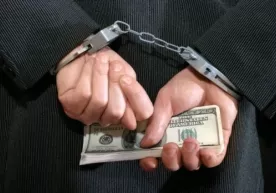 Самарқанд Давлат университетининг яна бир порахўр ўқитувчиси қўлга тушди фото