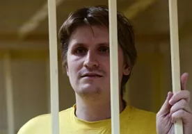 Россиялик блогер «Twitter»даги пости учун 5 йилга қамалди фото