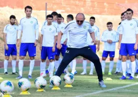 Mirko Yelichich: “Ayrim futbolchilar mavsum davomida dam olishmagan” фото
