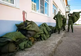 Россия паспорти эвазига фронт: 20 минг мигрант жангга юборилди фото
