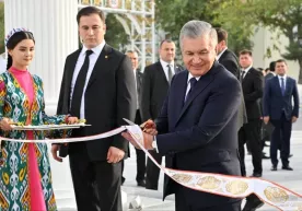 Shavkat Mirziyoyev va Serdar Berdimuhamedov Ashxobodda «Toshkent» bog‘ini tantanali ravishda ochishdi (foto) фото