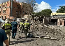 Россиянинг Таганрог шаҳрига ракета келиб тушди фото