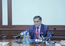 Қурилиш вазири Ботир Зокиров лавозимидан озод этилди фото