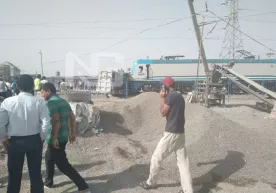Сурхондарё поезд юк машинаси билан тўқнашиб кетди фото