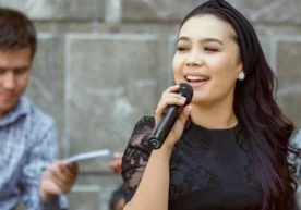 Malika Egamberdiyeva yangi qo‘shiq tayyorlamoqda фото