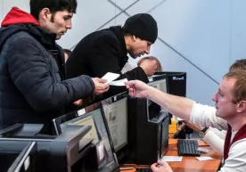 Қидирувдаги қарздор алимент қарзини тўлиқ тўлади фото