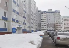 Татаристонда 9-қаватдан тушиб кетган қиз омон қолди фото