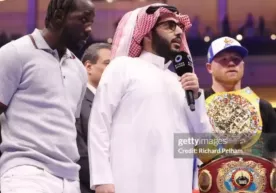 Saul Alvarez'in galibiyetinin ardından ringde yeni bir süper dövüş duyuruldu! фото