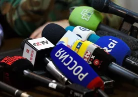 Россия ҳукумати ахборот устидан тўлиқ назорат ўрнатди ва ҳарбий цензурани жорий қилди фото