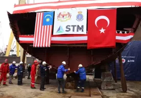 Турк корветлари Малайзия денгизида хизмат бошлайди фото