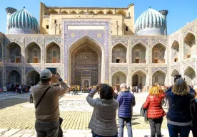 Bir sayyoh O‘zbekistonga o‘rtacha qancha mablag‘ «tashlab ketmoqda»? фото