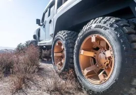 Rezvani компанияси олти ғилдиракка эга дунёдаги энг кучли пикапни намойиш этди фото