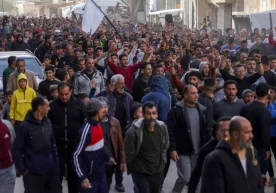 "Qonimizga pul tikishyapti”: g‘azoliklar HAMASni haydamoqda фото