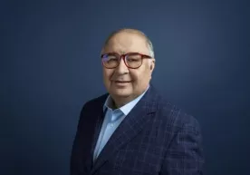 Алишер Усмонов бойлигини кимга қолдириши ҳақида маълум қилди фото