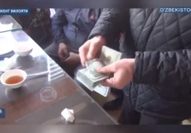 20 kunlik chaqaloqni sotish ustida qo‘lga tushganlar (video) фото
