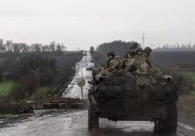 Пентагоннинг собиқ таҳлилчиси Ғарб нега Украинада тинчлик истамаслигини тушунтирди фото
