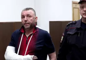 Moskvada FXX polkovnigining ota-onasi uyidan 50 mln dollar va 1 mln yevro topildi фото