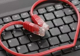 “Virtual sevgi” – asr vabosi! фото