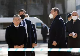 Президент Тошкентдаги 2 та мажмуани бориб кўрди фото