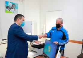Uch xonali kvartira ortidan Bobomurod Abdullayevga xorijga chiqish pasporti ham berildi фото