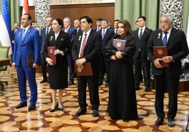 Og‘abek Sobirov, Munojat Yo‘lchiyeva, Ozodbek Nazarbekov va Yulduz Usmonova «Tojikiston xalq hofizi» bo‘ldi фото
